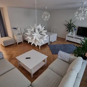 Kirsten Apartment